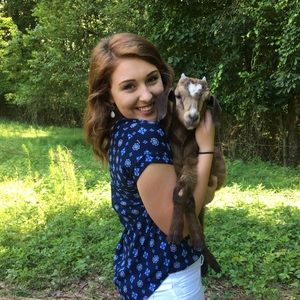 Meet your Posher, Rebekah